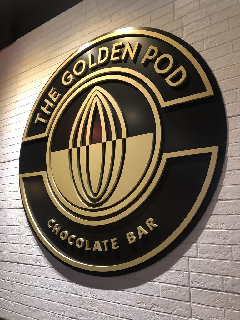 The Golden Pod Orlando restaurant