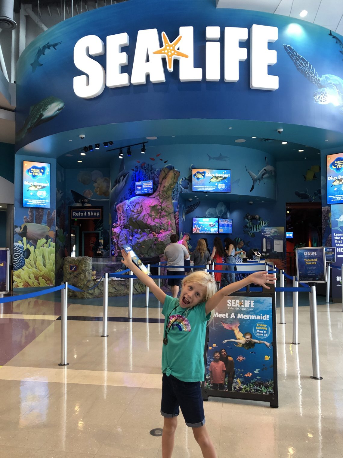 Have an Underwater Birthday Party at SEA LIFE Aquarium Amber Likes