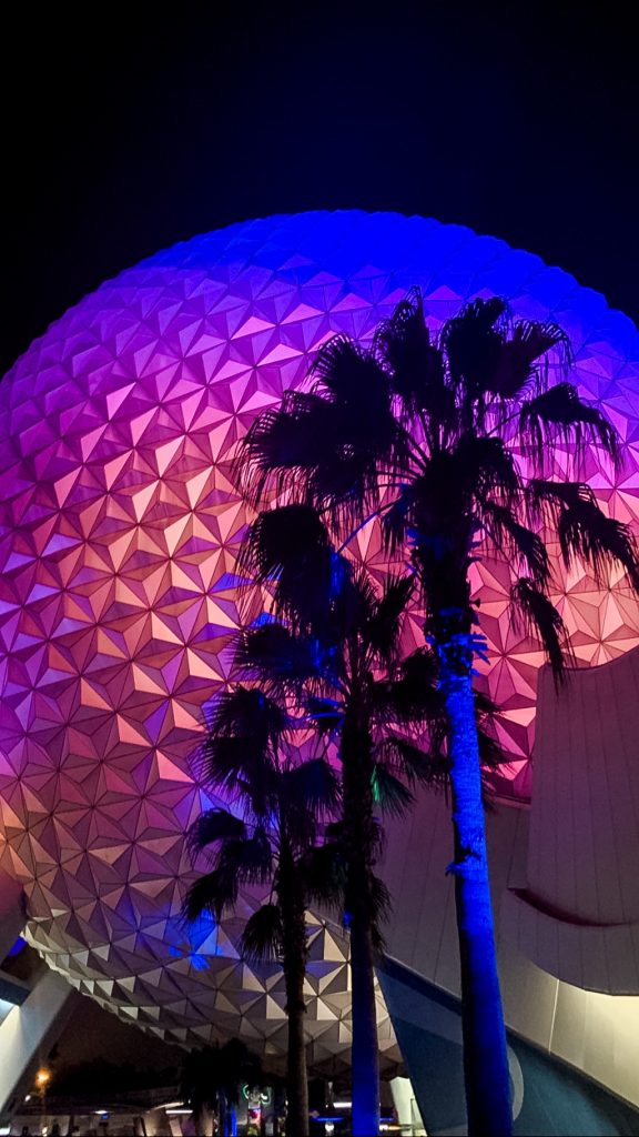 Epcot Orlando | Why you should use a Disney travel agent while planning a Disney vacation! It's FREE! 