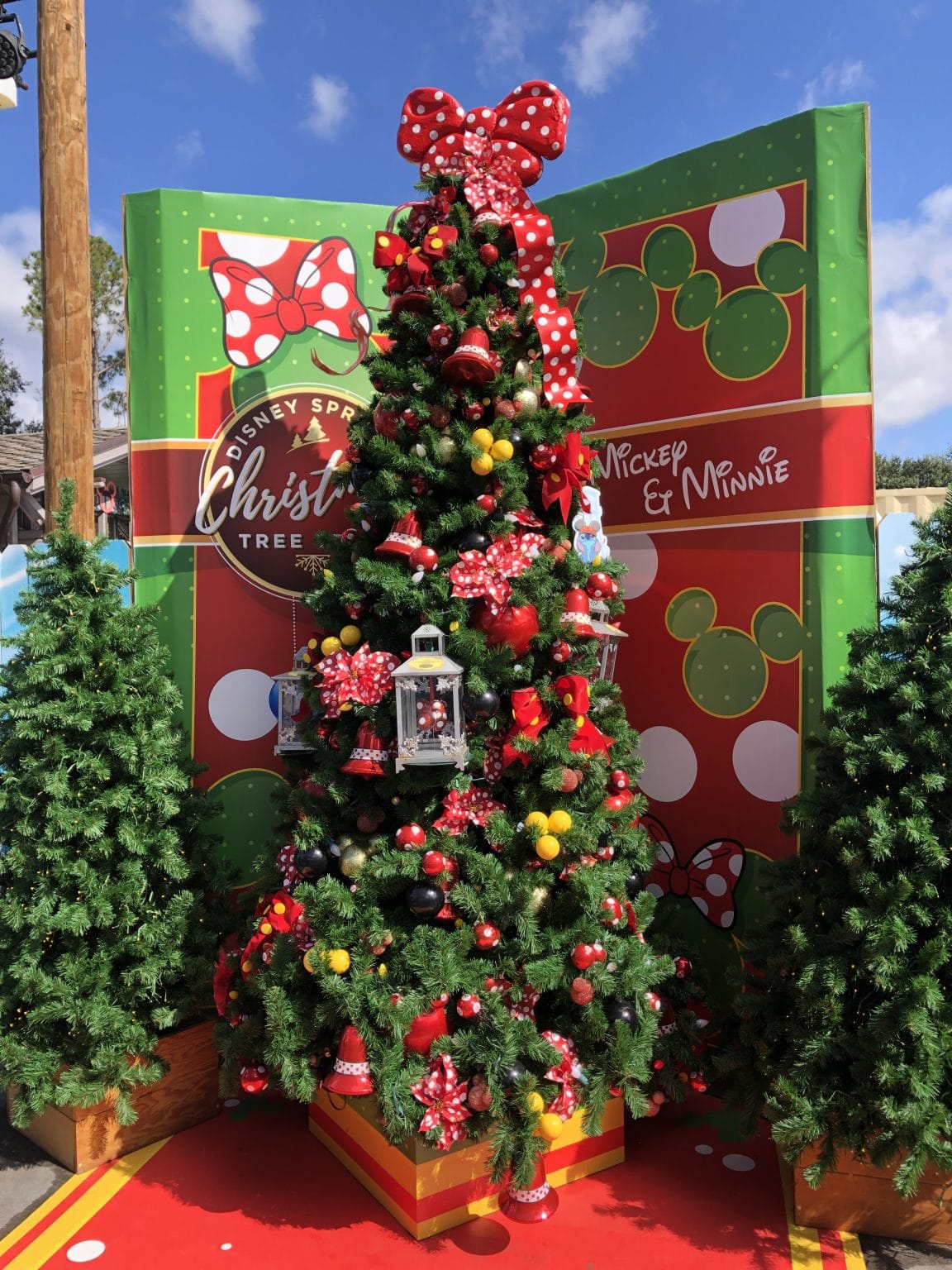 Disney Springs Christmas Tree Trail Free and Fun Amber Likes