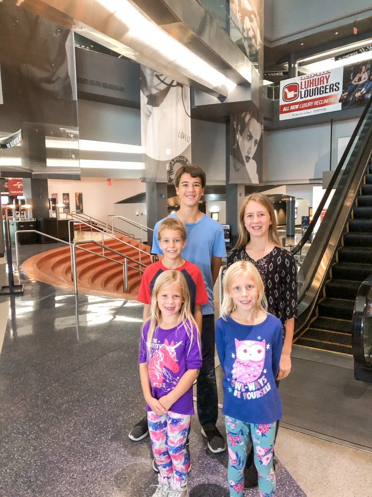 Universal Cinemark lobby