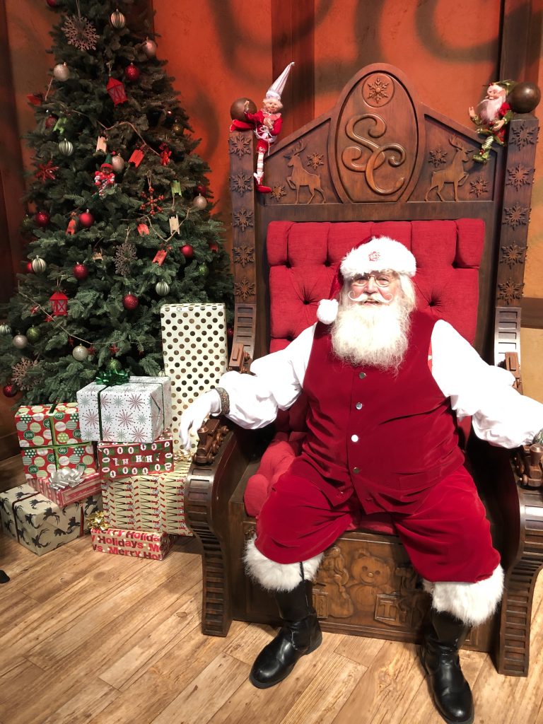 Gaylord Palms Christmas Santa