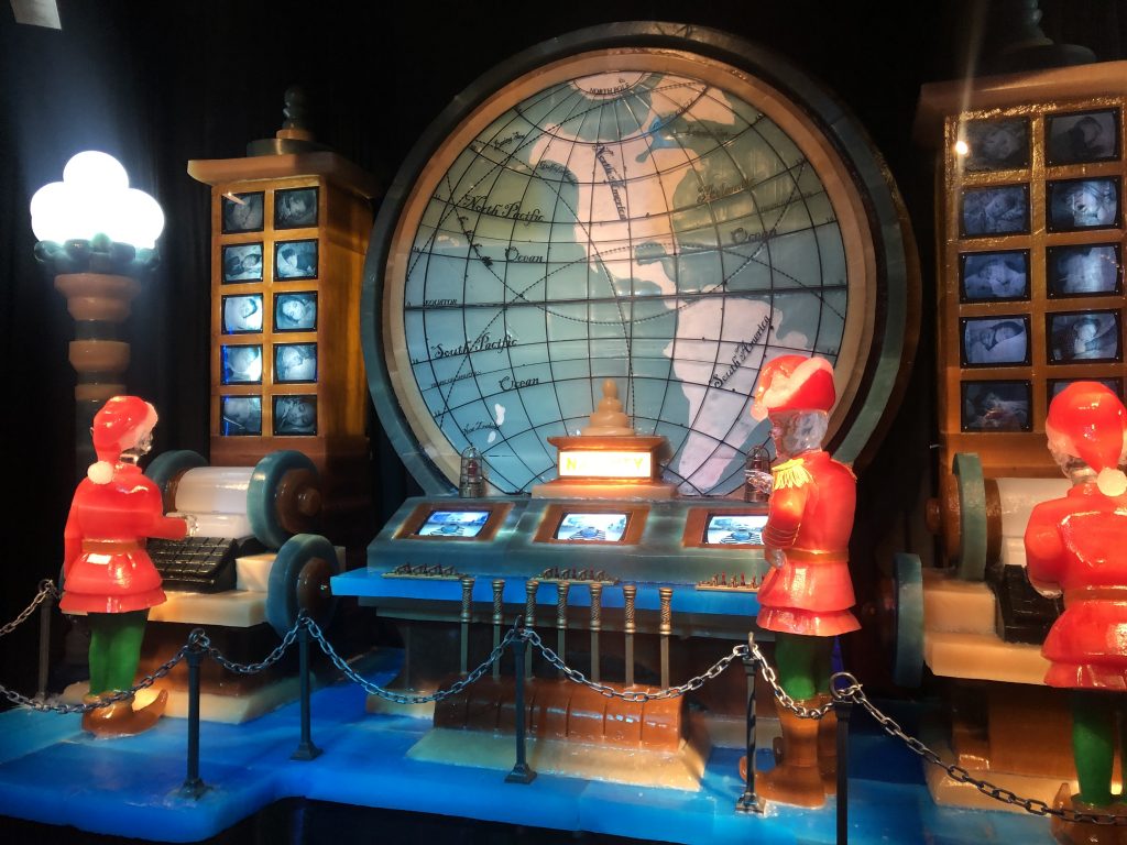 Gaylord Palms ICE polar express