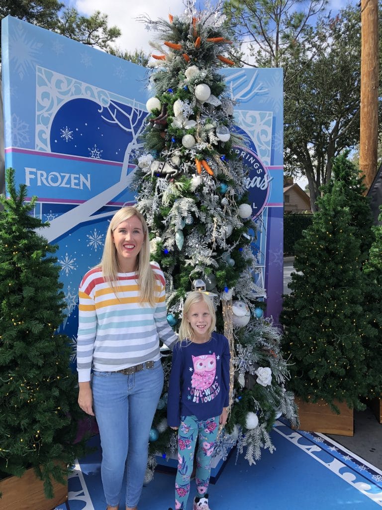 disney springs christmas tree trail