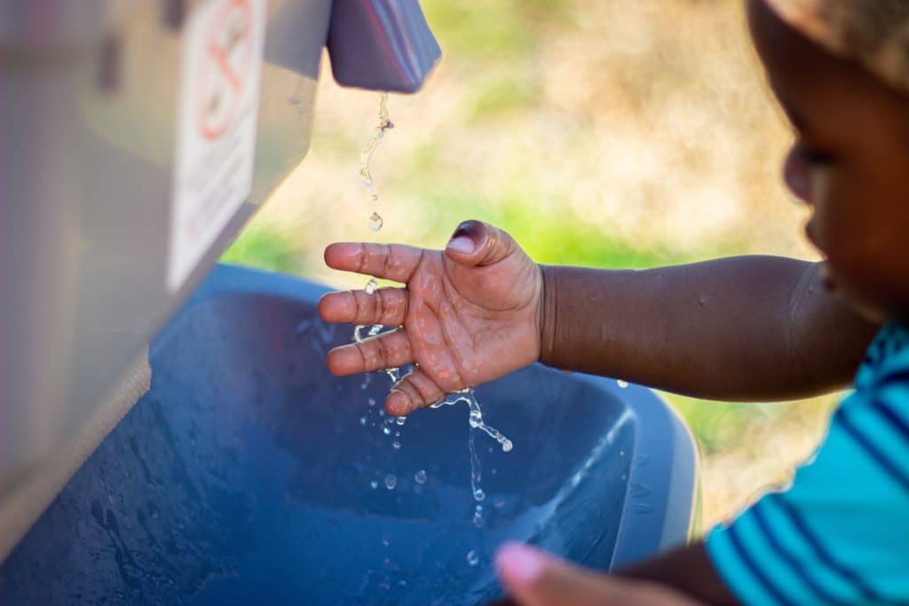 how to avoid getting sick hand washing