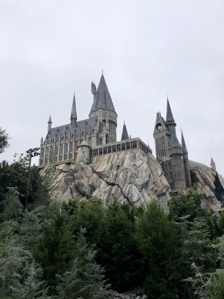 social distancing at Universal Orlando wizarding world of harry potter