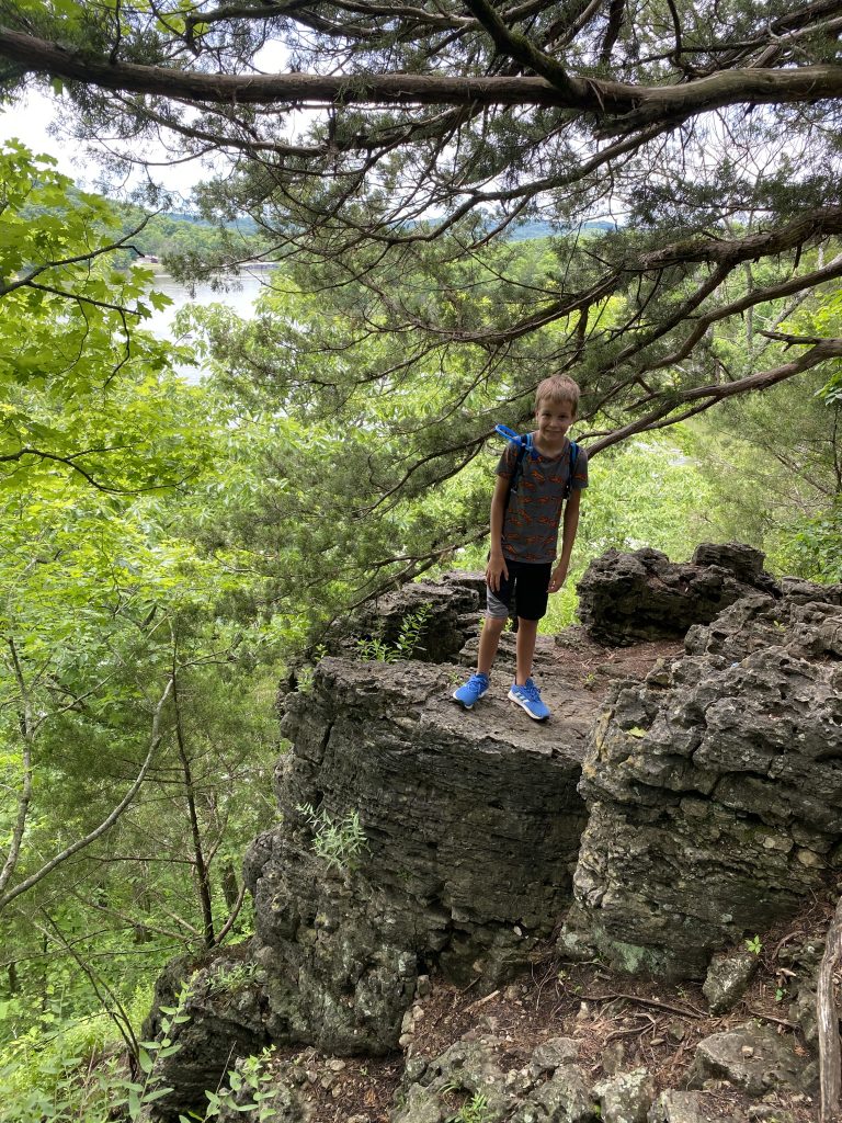 balanced rock at ha ha tonka state park