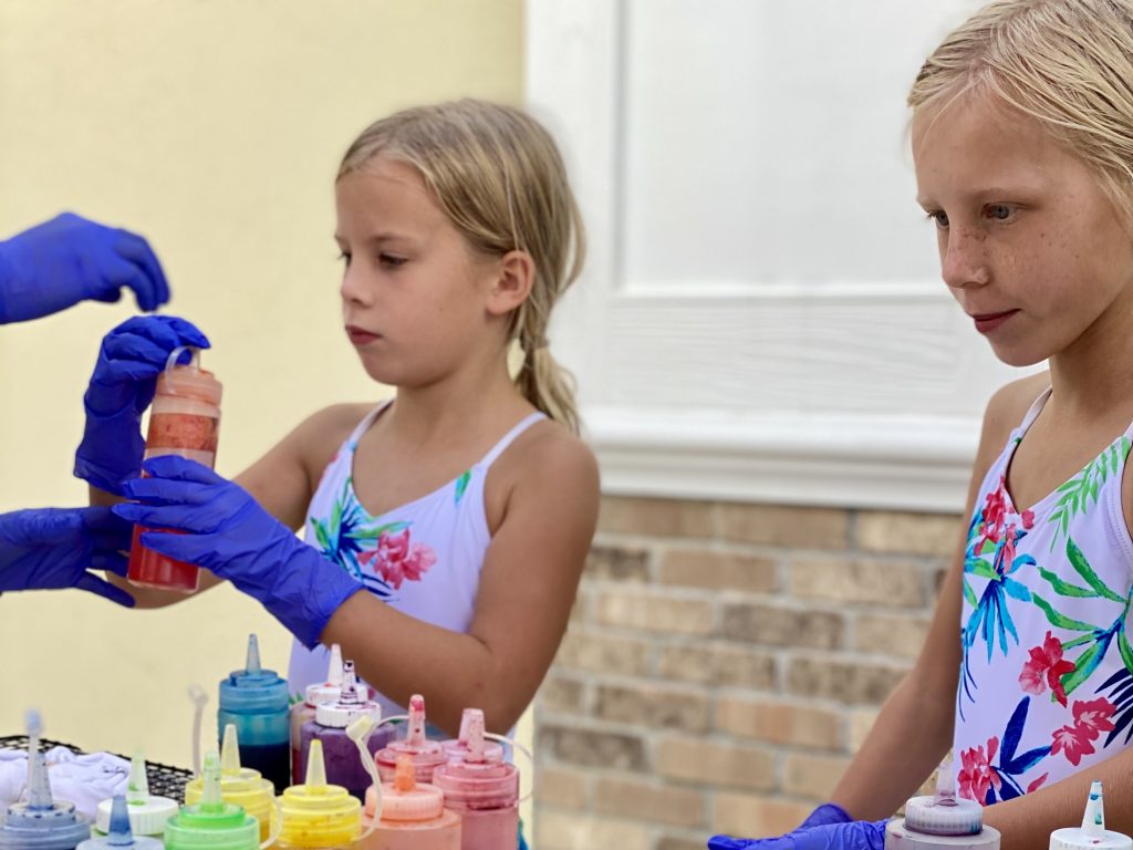 Encore Resort at Reunion in Orlando tie dye activity 