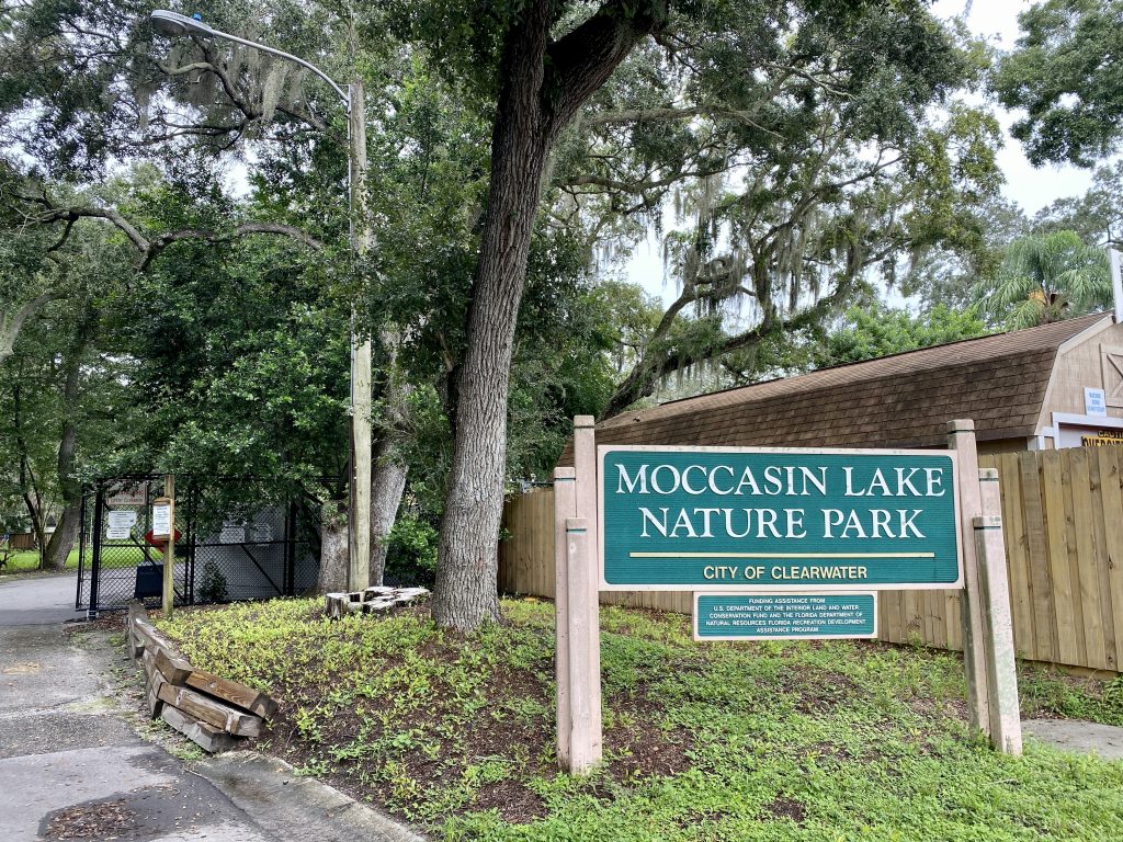 Moccasin Lake Nature Park entrance