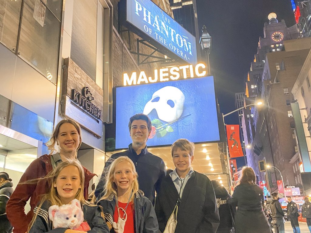 best nyc hotel for families for Broadway shows